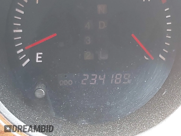 2005 Lexus ES 350 z VIN JTHBA30G555112225, wystawiony jako IAAI lot #42401927 z przebiegiem 234 189 mil mil oraz . Historia ofert i sprzedaży dostępna na DreamBid. Obrazek 7.