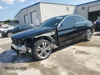 2017 Mercedes-Benz C 300 with VIN 55SWF4JB4HU210578, listed as a Copart auction lot 58906335 with 34,838 mi miles and Salvage title. Bid and sale history available at DreamBid. Image 1.