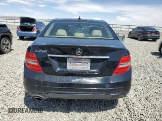 2014 Mercedes-Benz C 250 Sport with VIN WDDGF4HBXEG218784, listed as a Copart auction lot 60883725 with 156,214 mi miles and Clean title. Bid and sale history available at DreamBid. Image 6.