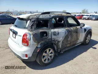 2017 MINI Countryman Cooper with VIN WMZYS7C30H3E06658, listed as a Copart auction lot 49873575 with 91,221 mi miles and Clean title. Bid and sale history available at DreamBid. Image 3.