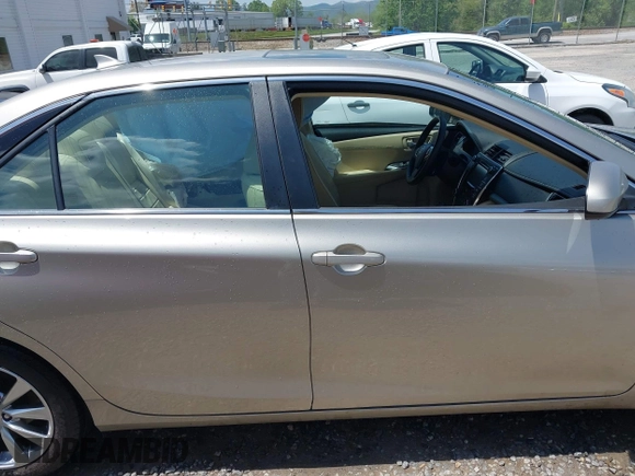 2015 Toyota Camry LE z VIN 4T1BD1FK9FU161844, wystawiony jako IAAI lot #42138474 z przebiegiem 40 668 mil mil oraz . Historia ofert i sprzedaży dostępna na DreamBid. Obrazek 12.