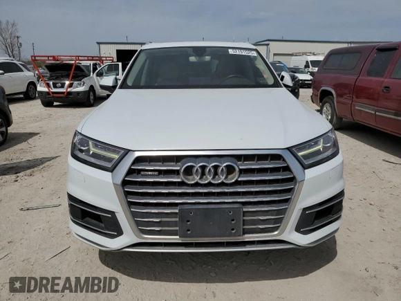 2017 Audi Q7 Premium Plus with VIN WA1LAAF70HD014757, listed as a Copart auction lot 52191525 with 92,788 mi miles and Salvage Title. Bid and sale history available at DreamBid. Image 5.