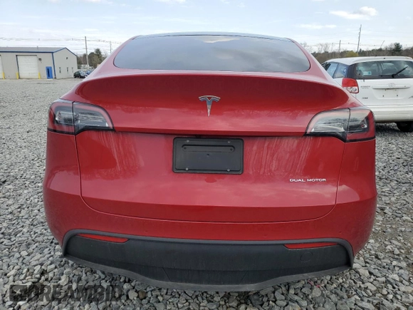 2022 Tesla Model Y Long Range z VIN 7SAYGDEE6NA019719, wystawiony jako Copart lot #52945125 z przebiegiem 9102 mil mil oraz Szkody całkowita. Historia ofert i sprzedaży dostępna na DreamBid. Obrazek 6.