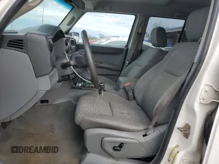 2006 Jeep Commander с VIN 1J8HH48K36C204932, выставлен на аукционе Copart как лот 88360365 с пробегом Не указан миль и На запчасти • Non repairable. История ставок и продаж доступна на DreamBid. Изображение 7.