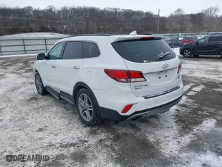 2017 Hyundai Santa Fe Limited Ultimate with VIN KM8SRDHF8HU207282, listed as a IAAI auction lot 41555970 with 120,456 mi miles. Bid and sale history available at carsss.com. Image 3.