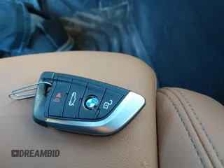 2024 BMW i4 eDrive35 z VIN WBY43AW04RFT05287, wystawiony jako IAAI lot #41427545 z przebiegiem 6 347 mil mil oraz . Historia ofert i sprzedaży dostępna na DreamBid. Obrazek 11.