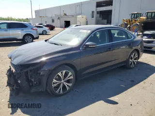 2021 Volkswagen Passat SE z VIN 1VWSA7A39MC017601, wystawiony jako Copart lot #55132735 z przebiegiem 46 792 mil mil oraz Szkoda całkowita • Salvage title. Historia ofert i sprzedaży dostępna na DreamBid. Obrazek 1.