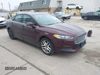 2013 Ford Fusion SE with VIN 3FA6P0H7XDR131553, listed as a IAAI auction lot 41711758 with 99,988 mi miles. Bid and sale history available at carsss.com. Image 1.