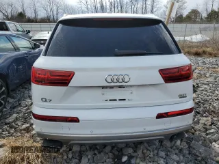 2017 Audi Q7 Premium Plus with VIN WA1LAAF76HD018067, listed as a Copart auction lot 47616985 with 138,717 mi miles and Salvage title. Bid and sale history available at DreamBid. Image 6.