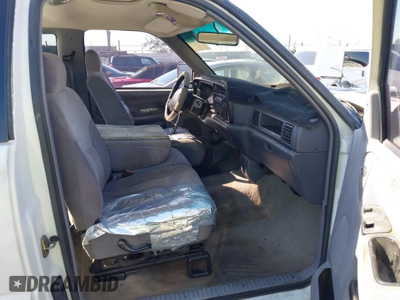 1997 Dodge 1500 with VIN 3B7HC13Z2VG714063, listed as a IAAI auction lot 41725318 with 306,824 mi miles and . Bid and sale history available at DreamBid. Image 5.