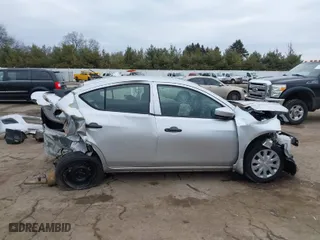 2017 Nissan Versa Sedan SV with VIN 3N1CN7APXHL891130, listed as a IAAI auction lot 41686172 with 119,128 mi miles. Bid and sale history available at carsss.com. Image 14.