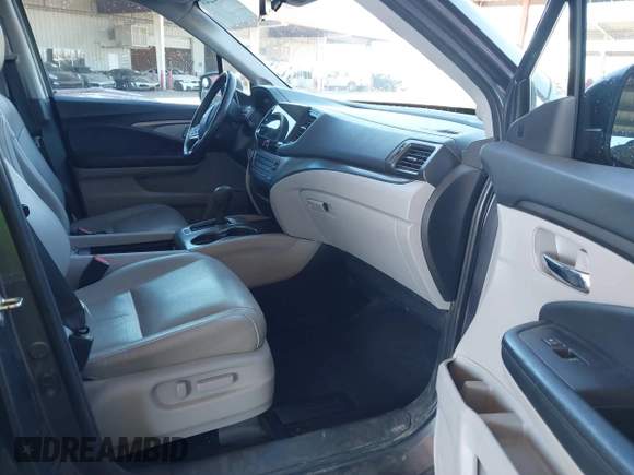 2020 Honda Pilot EX-L with VIN 5FNYF5H50LB011021, listed as a IAAI auction lot 41382249 with 113,884 mi miles. Bid and sale history available at carsss.com. Image 5.
