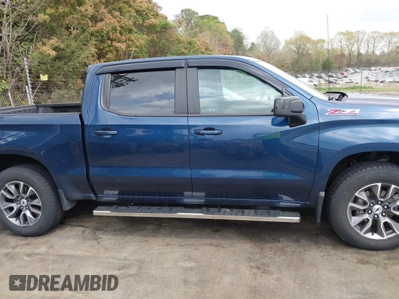 2021 Chevrolet Silverado 1500 RST with VIN 3GCUYEEDXMG322939, listed as a IAAI auction lot 41898684 with 111,720 mi miles. Bid and sale history available at carsss.com. Image 13.