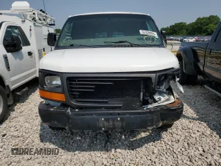 2010 GMC Savana z VIN 1GTUGAD42A1143608, wystawiony jako Copart lot #55399005 z przebiegiem 124 929 mil mil oraz Szkoda całkowita • Salvage title. Historia ofert i sprzedaży dostępna na DreamBid. Obrazek 5.