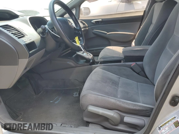 2008 Honda Civic LX z VIN 1HGFA16588L044582, wystawiony jako Copart lot #58868885 z przebiegiem 184 677 mil mil oraz Szkoda całkowita • Salvage title. Historia ofert i sprzedaży dostępna na DreamBid. Obrazek 7.