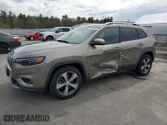 2019 Jeep Cherokee Limited z VIN 1C4PJLDB5KD448173, wystawiony jako Copart lot #56250805 z przebiegiem 97 567 mil mil oraz Szkoda całkowita • Salvage title. Historia ofert i sprzedaży dostępna na DreamBid. Obrazek 1.