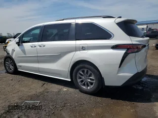 2021 Toyota Sienna XLE с VIN 5TDJRKEC9MS035373, выставлен на аукционе Copart как лот 56538525 с пробегом 64 669 миль миль и Списание • Salvage title. История ставок и продаж доступна на DreamBid. Изображение 2.