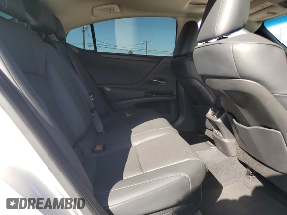 2024 Lexus ES 300h with VIN 58ADA1C1XRU054067, listed as a Copart auction lot 56559045 with 9,707 mi miles and Salvage title. Bid and sale history available at DreamBid. Image 10.