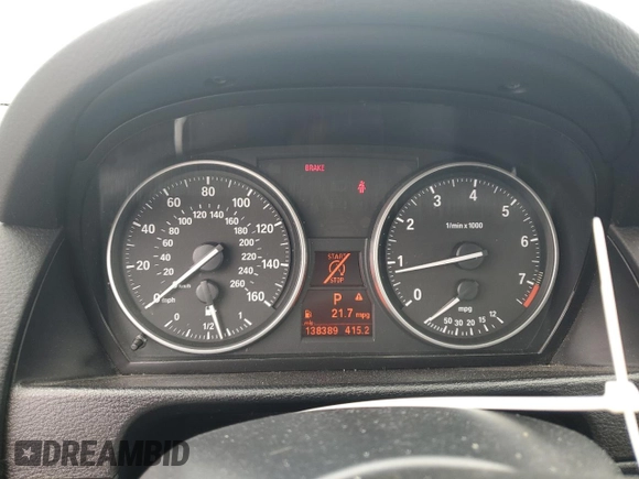 2013 BMW X1 xDrive28i z VIN WBAVL1C5XDVR85326, wystawiony jako Copart lot #58524225 z przebiegiem 138 389 mil mil oraz Szkoda całkowita • Salvage title. Historia ofert i sprzedaży dostępna na DreamBid. Obrazek 9.