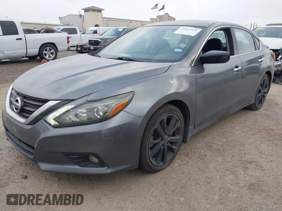 2017 Nissan Altima SL z VIN 1N4AL3AP7HC249081, wystawiony jako IAAI lot #42267925 z przebiegiem 95 529 mil mil oraz . Historia ofert i sprzedaży dostępna na DreamBid. Obrazek 17.