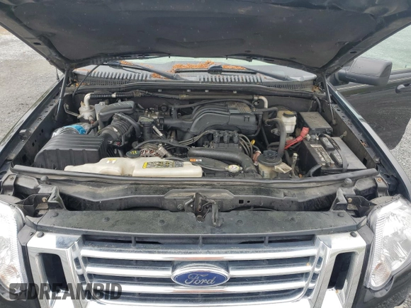 2010 Ford Explorer Eddie Bauer with VIN 1FMEU6EE6AUA19529, listed as a Copart auction lot 51464855 with 209,901 mi miles and Clean Title. Bid and sale history available at carsss.com. Image 12.