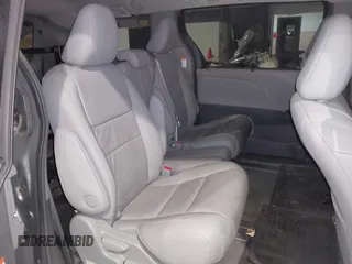 2017 Toyota Sienna XLE Auto Access Seat with VIN 5TDYZ3DC8HS769921, listed as a IAAI auction lot 41237055 with 152,509 mi miles and . Bid and sale history available at DreamBid. Image 8.
