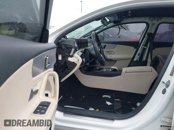 2019 Mercedes-Benz A 220 with VIN WDD3G4EB2KW022730, listed as a IAAI auction lot 41772751 with 85,508 mi miles and . Bid and sale history available at DreamBid. Image 5.
