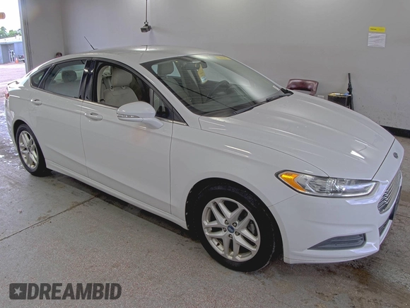 2013 Ford Fusion SE z VIN 3FA6P0H71DR165588, wystawiony jako IAAI lot #42552577 z przebiegiem 83 563 mil mil oraz . Historia ofert i sprzedaży dostępna na DreamBid. Obrazek 1.