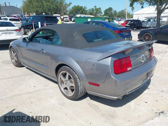 2007 Ford Mustang GT Deluxe with VIN 1ZVFT85H175246709, listed as a IAAI auction lot 41995828 with 43,434 mi miles and . Bid and sale history available at carsss.com. Image 3.