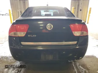2010 Mercury Milan z VIN 3MEHM0HA4AR633721, wystawiony jako Copart lot #58526725 z przebiegiem 172 968 mil mil oraz Szkoda całkowita • Salvage title. Historia ofert i sprzedaży dostępna na DreamBid. Obrazek 6.