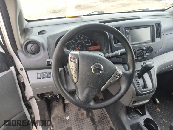 2021 Nissan NV200 SV z VIN 3N6CM0KN2MK702911, wystawiony jako IAAI lot #42785494 z przebiegiem 149 796 mil mil oraz . Historia ofert i sprzedaży dostępna na DreamBid. Obrazek 23.