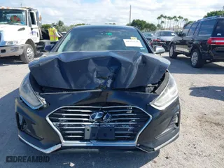 2018 Hyundai Sonata SE with VIN 5NPE24AF1JH725248, listed as a IAAI auction lot 40953310 with 148,892 mi miles. Bid and sale history available at carsss.com. Image 12.