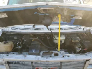1992 GMC Vandura z VIN 2GTGG39KXN4515226, wystawiony jako Copart lot #85211254 z przebiegiem 594 809 mil mil oraz Szkody całkowita. Historia ofert i sprzedaży dostępna na DreamBid. Obrazek 13.