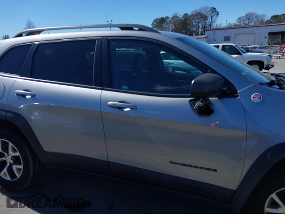 2017 Jeep Cherokee Trailhawk с VIN 1C4PJMBS2HW568695, выставлен на аукционе IAAI как лот 41743347 с пробегом 103 387 миль миль и . История ставок и продаж доступна на DreamBid. Изображение 13.