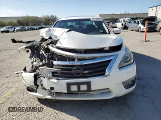 2014 Nissan Altima 2.5 S with VIN 1N4AL3AP8EC108919, listed as a Copart auction lot 52209485 with 176,313 mi miles and Salvage Title. Bid and sale history available at carsss.com. Image 5.