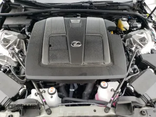 2024 Lexus LS 500 z VIN JTHD51FF8R5020127, wystawiony jako Copart lot #57173835 z przebiegiem 5 020 mil mil oraz Szkoda całkowita • Salvage title. Historia ofert i sprzedaży dostępna na DreamBid. Obrazek 11.