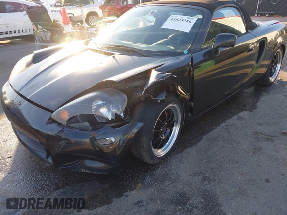 2000 Toyota MR2 z VIN JTDFR3204Y0020262, wystawiony jako IAAI lot #41823386 z przebiegiem 203 044 mil mil oraz . Historia ofert i sprzedaży dostępna na DreamBid. Obrazek 6.