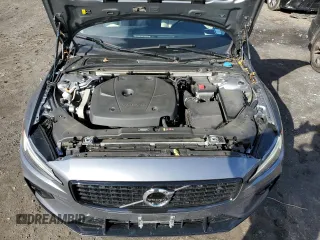 2021 Volvo S60 Momentum with VIN 7JR102TZ8MG113347, listed as a Copart auction lot 44776734 with 20,809 mi miles. Bid and sale history available at carsss.com. Image 11.