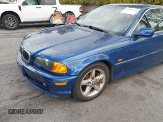 2001 BMW 3 Series 325Ci with VIN WBABN33401JW55892, listed as a IAAI auction lot 41751934 with 1 mi miles. Bid and sale history available at carsss.com. Image 17.