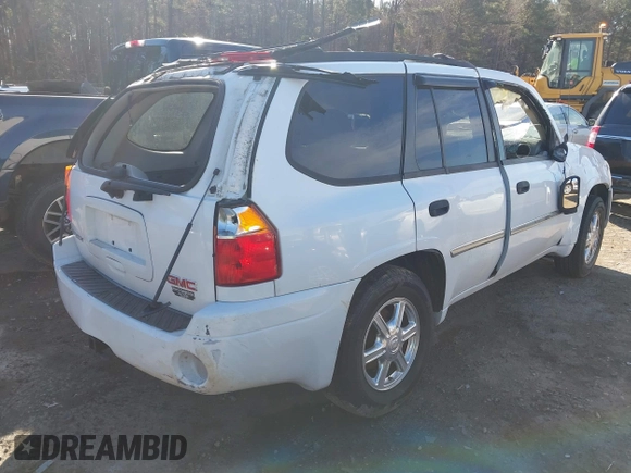 2008 GMC Envoy SLE2 with VIN 1GKDT13S282168352, listed as a IAAI auction lot 41667743 with 190,192 mi miles. Bid and sale history available at carsss.com. Image 4.