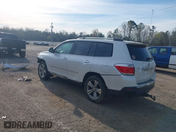 2012 Toyota Highlander Limited with VIN 5TDDK3EH0CS101438, listed as a IAAI auction lot 41893208 with 262,909 mi miles and . Bid and sale history available at DreamBid. Image 3.