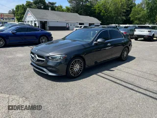 2022 Mercedes-Benz C 300 z VIN W1KAF4HB6NR043931, wystawiony jako Copart lot #61496945 z przebiegiem 102 028 mil mil oraz Czysty tytuł • Clean title. Historia ofert i sprzedaży dostępna na DreamBid. Obrazek 2.