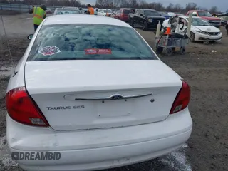 2002 Ford Taurus SES Standard with VIN 1FAFP55U12A184513, listed as a IAAI auction lot 41125306 with 241,896 mi miles. Bid and sale history available at carsss.com. Image 16.