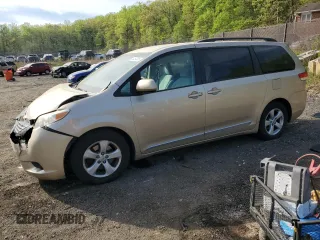 2014 Toyota Sienna LE AAS с VIN 5TDKK3DC2ES444056, выставлен на аукционе Copart как лот 54064405 с пробегом 146 550 миль миль и Списание • Salvage title. История ставок и продаж доступна на DreamBid. Изображение 1.