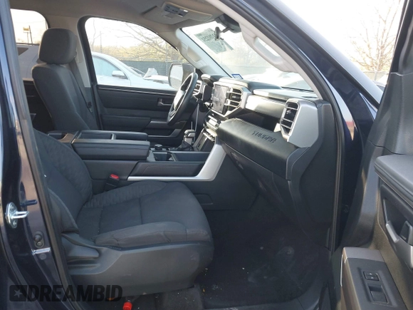 2022 Toyota Tundra 2WD SR5 with VIN 5TFLA5AB1NX001969, listed as a IAAI auction lot 41792254 with 76,862 mi miles. Bid and sale history available at carsss.com. Image 5.
