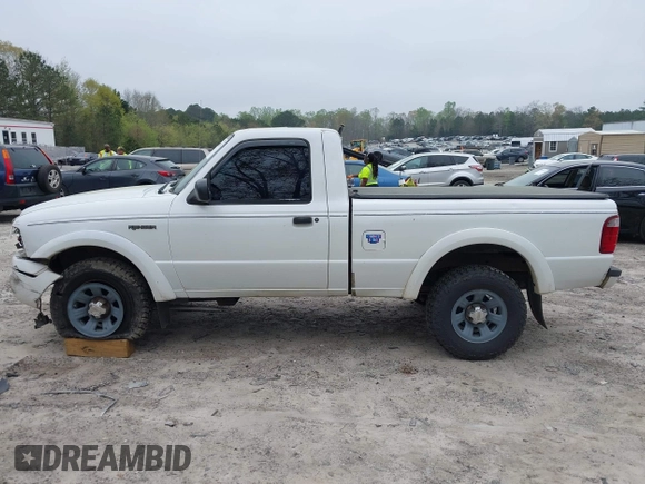 2001 Ford Ranger XL z VIN 1FTYR10U41TA67167, wystawiony jako IAAI lot #41941893 z przebiegiem 192 301 mil mil oraz . Historia ofert i sprzedaży dostępna na DreamBid. Obrazek 14.