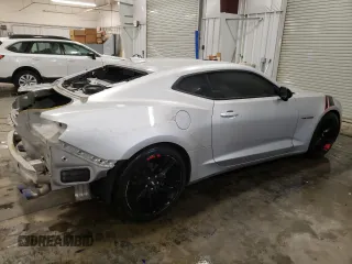 2018 Chevrolet Camaro 1LT with VIN 1G1FB1RS0J0100320, listed as a Copart auction lot 37662363 with 57,237 mi miles. Bid and sale history available at carsss.com. Image 3.
