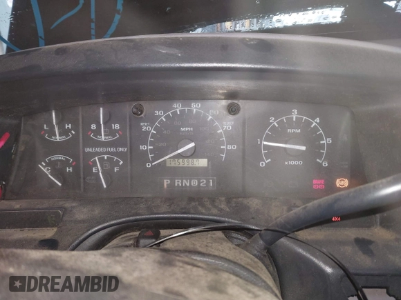 1996 Ford F-150 with VIN 1FTEF14H8TLB38284, listed as a IAAI auction lot 41236907 with 175,998 mi miles. Bid and sale history available at carsss.com. Image 7.