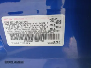 2006 Mitsubishi Outlander SE with VIN JA4LX41F46U007788, listed as a IAAI auction lot 41827737 with 175,738 mi miles. Bid and sale history available at carsss.com. Image 9.