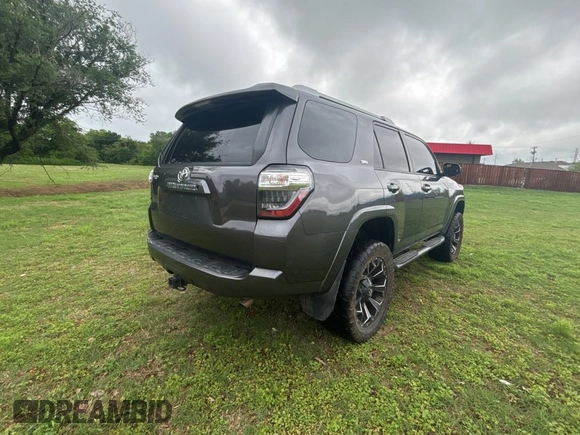 2018 Toyota 4Runner SR5 with VIN JTEBU5JR9J5557125, listed as a Copart auction lot 55256985 with 145,315 mi miles and Clean Title. Bid and sale history available at carsss.com. Image 4.